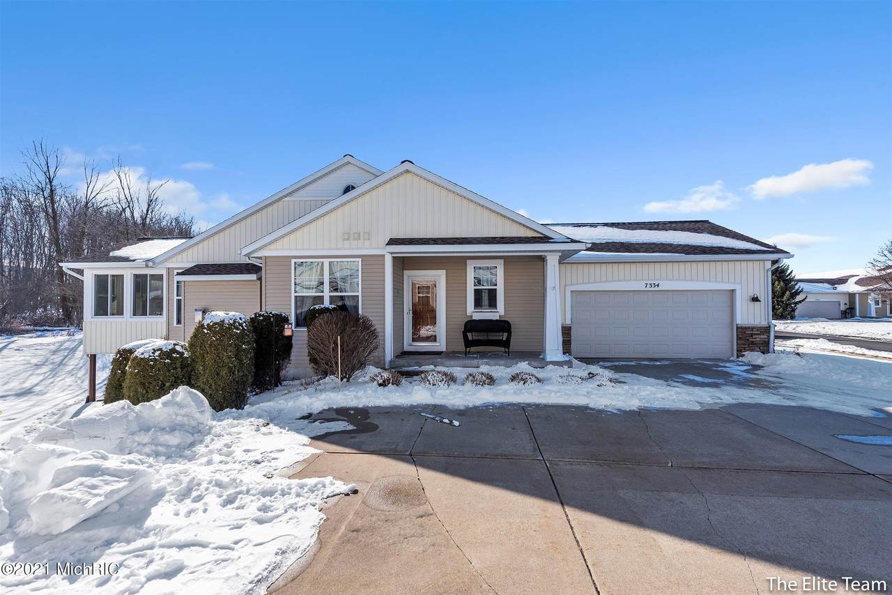 7334 Watermark Drive - Photo 1
