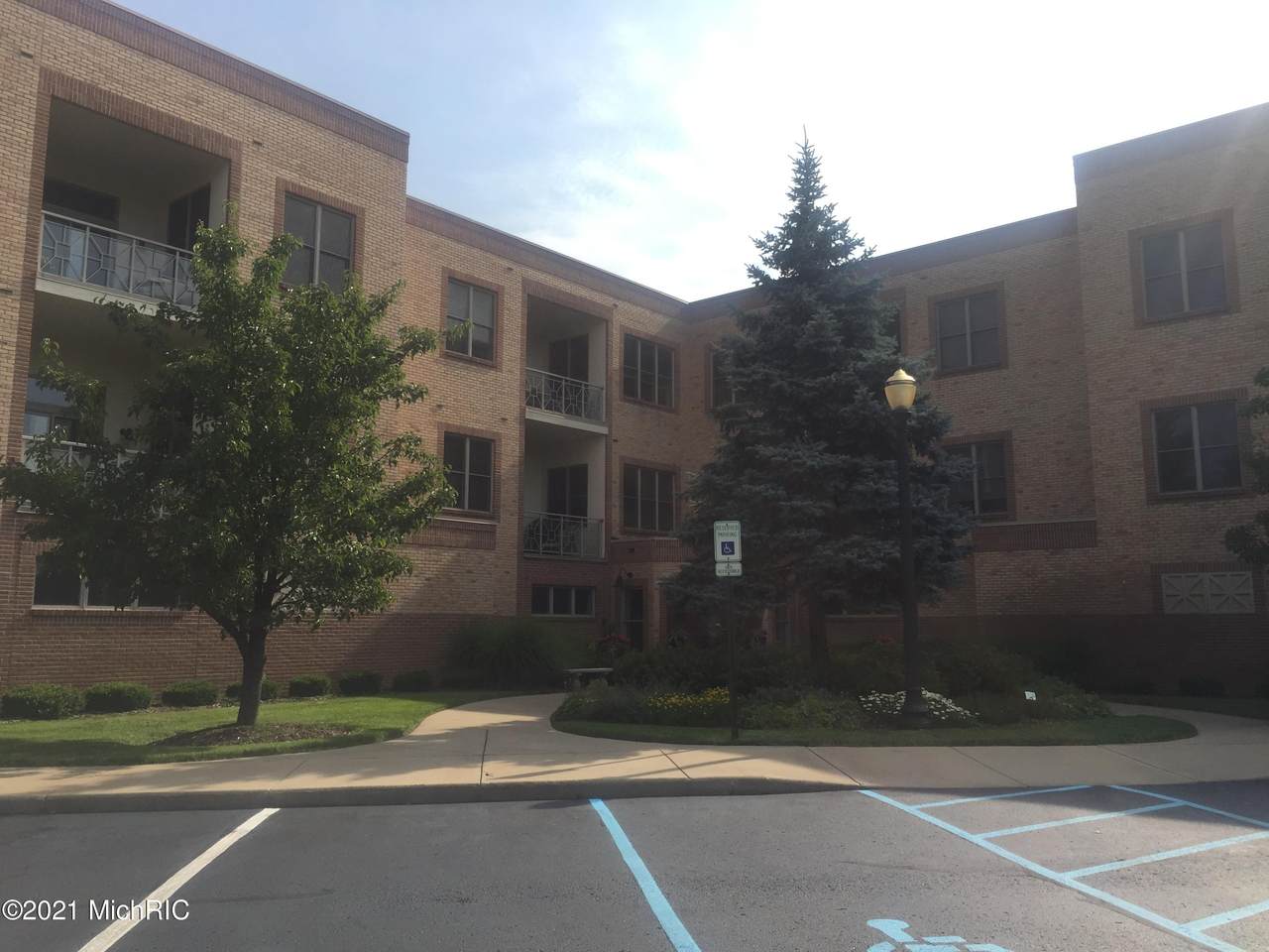 29 6th Street - Photo 1