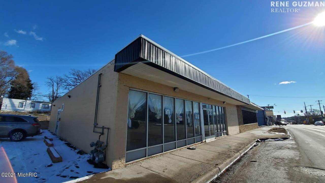 2342 Division S Unit B Avenue - Photo 1
