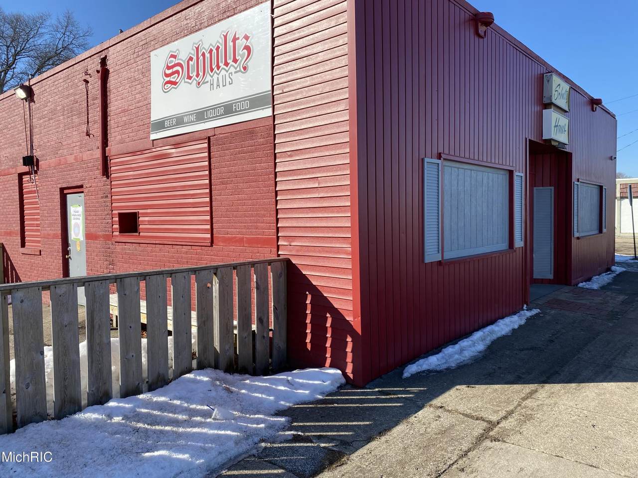 395 Broadway Avenue - Photo 1