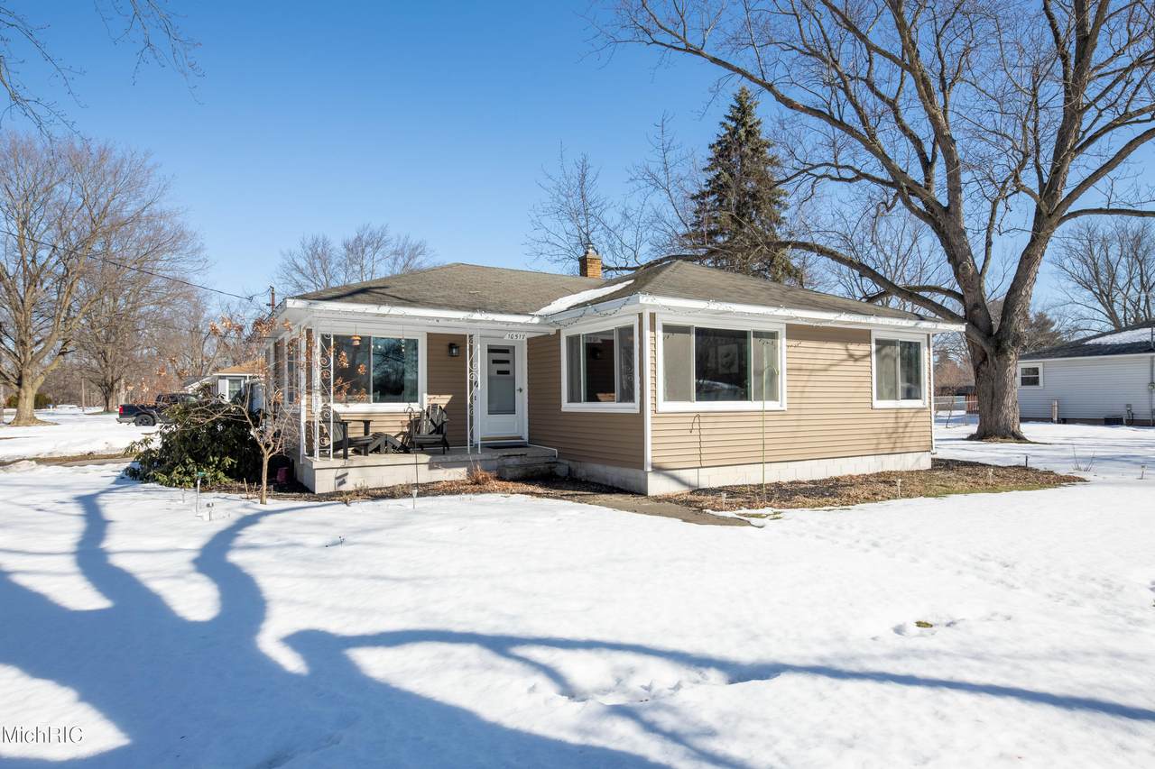 10517 Mary Ann Street - Photo 1