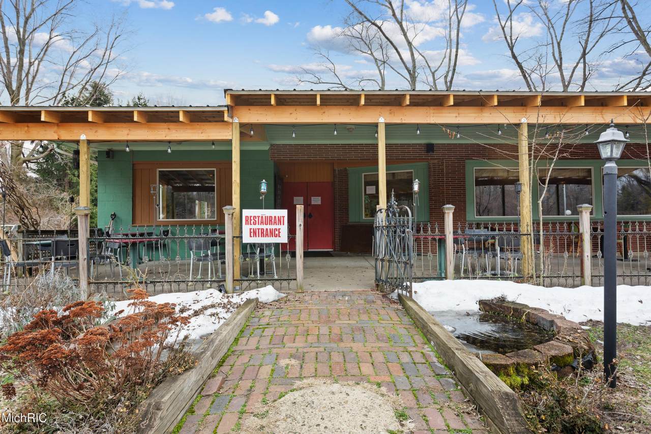 13581 Red Arrow Highway - Photo 1