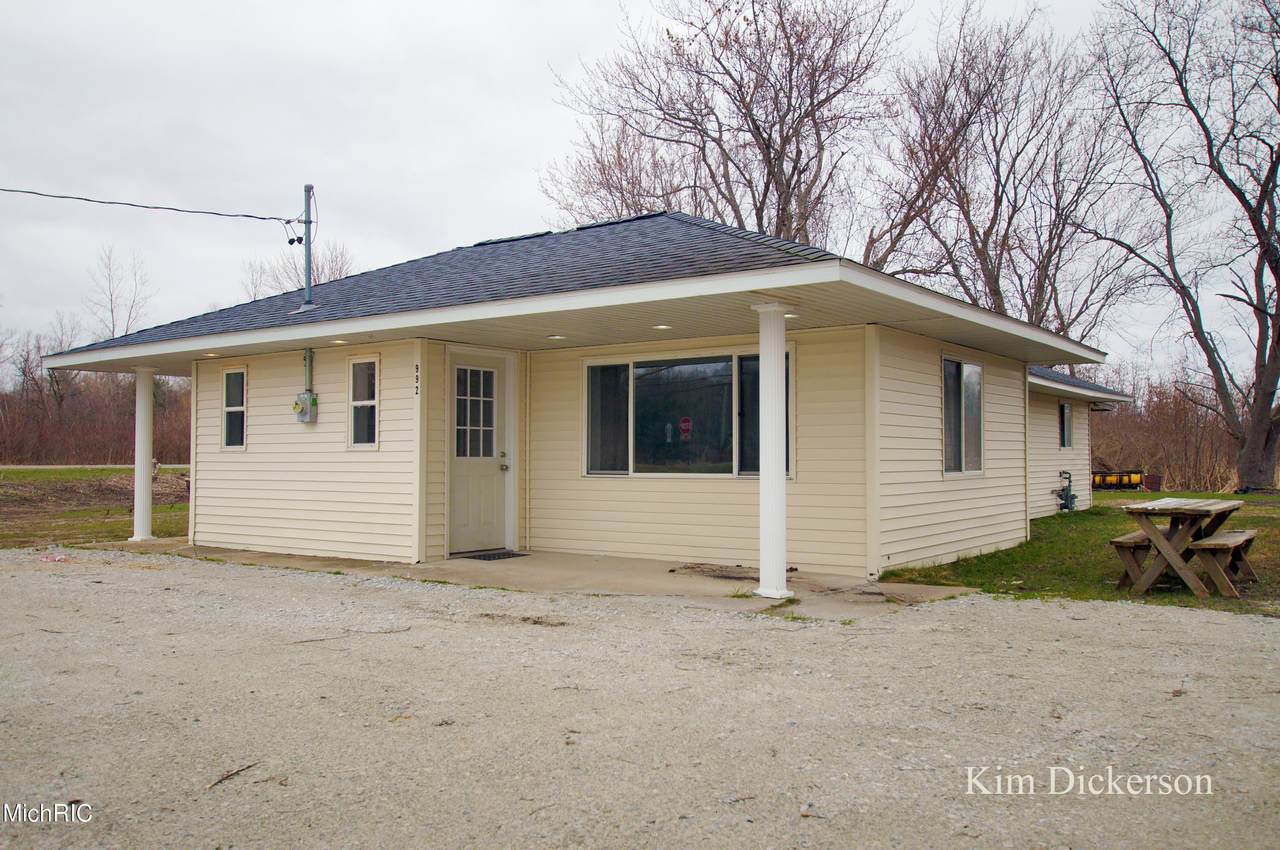 992 Witham Road - Photo 1
