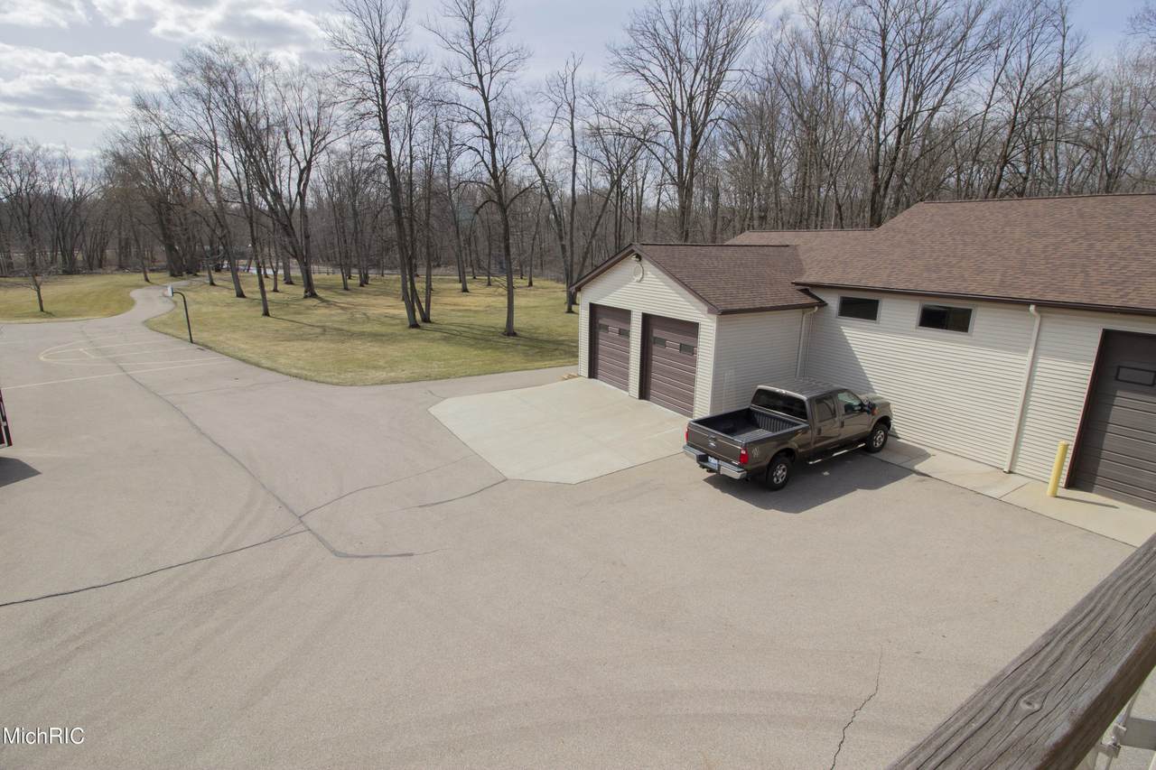 310 Custer Drive - Photo 1