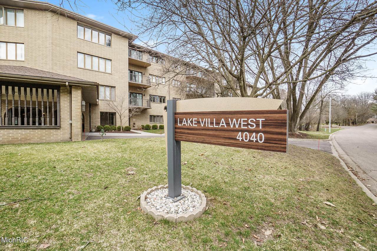 4040 Greenleaf Circle - Photo 1