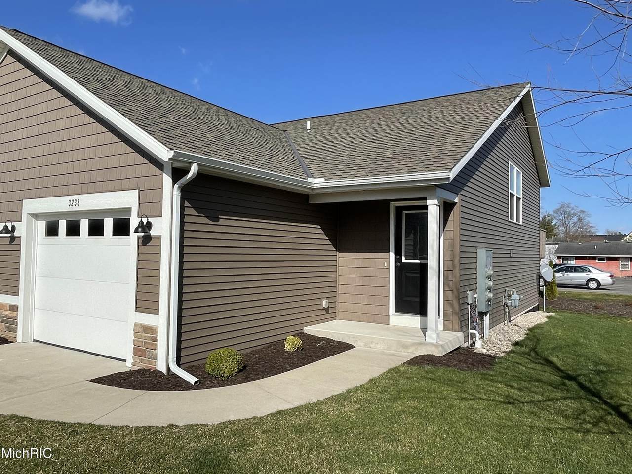 3238 Birch Creek Court - Photo 1
