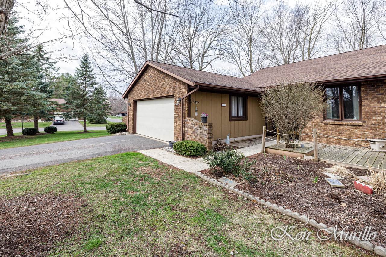 4611 Sand Creek Drive - Photo 1