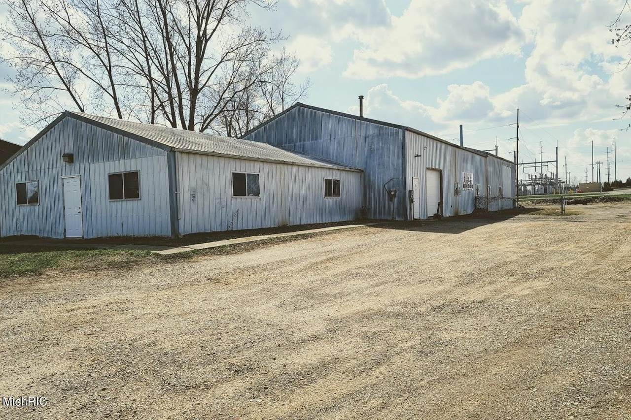 211 Garfield Avenue - Photo 1
