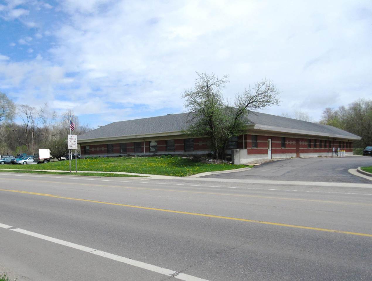 1611 Hanover Street - Photo 1