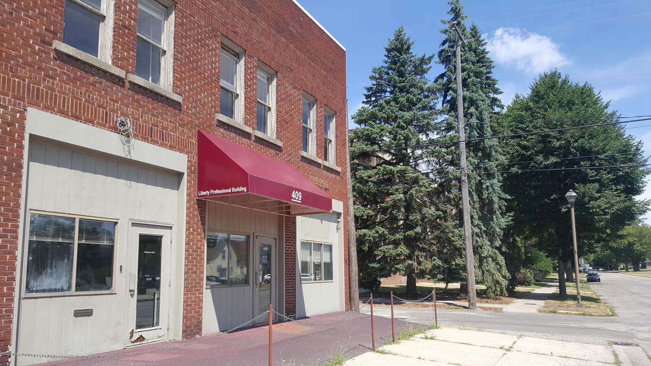 409 Gratiot Avenue - Photo 1