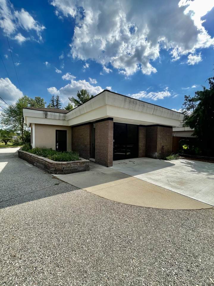 10565 Northland Drive - Photo 1