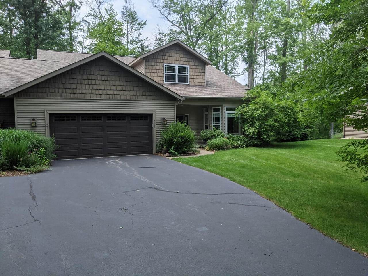 9442 Brianna Trail - Photo 1