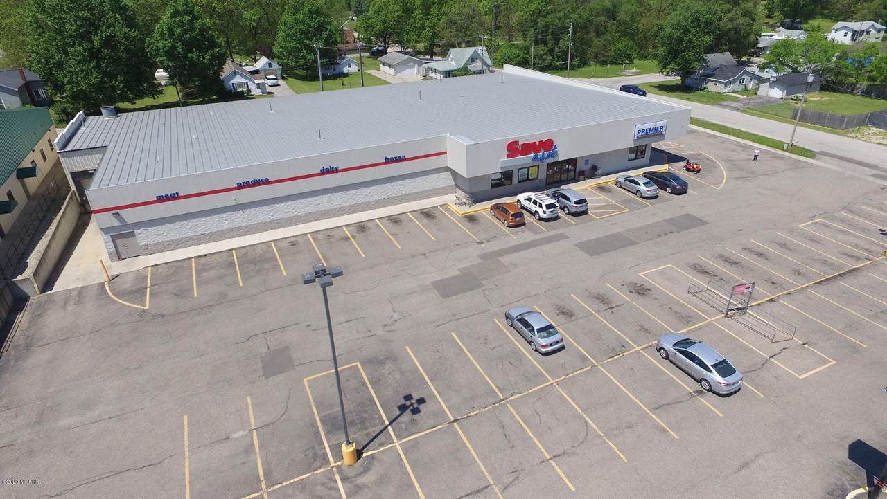 607 Front Street - Photo 1
