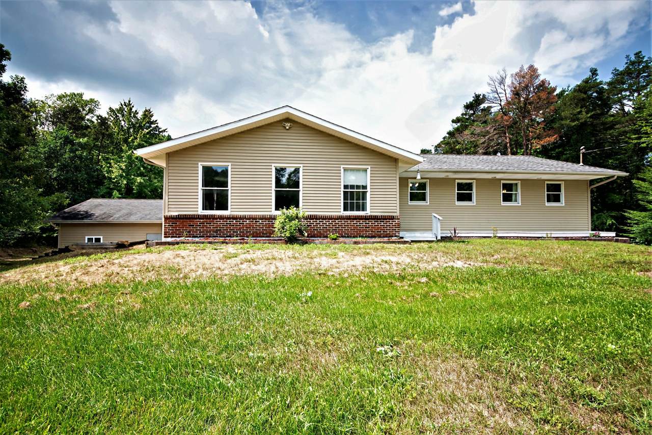 47450 82nd Street - Photo 1