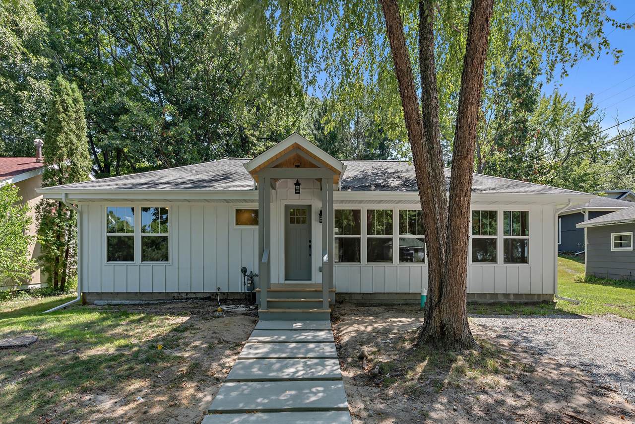 517 Michigan Street - Photo 1