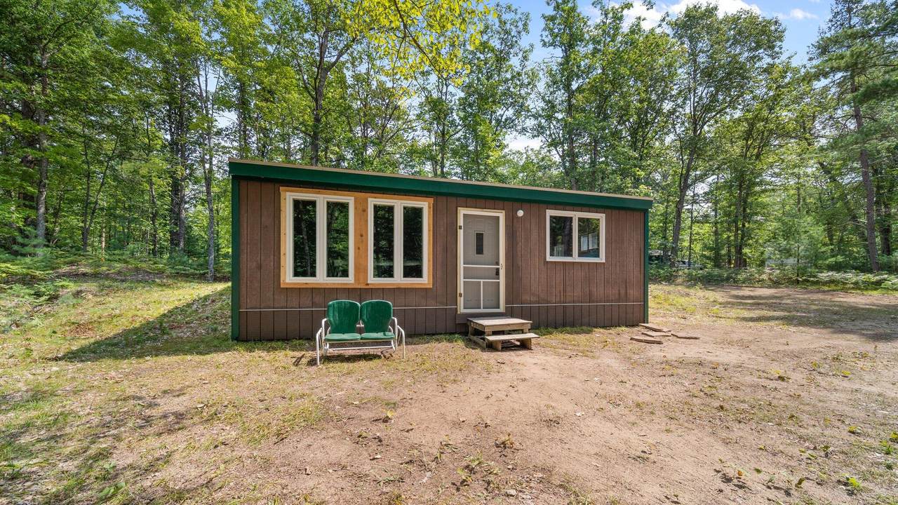 11827 East Drive - Photo 1