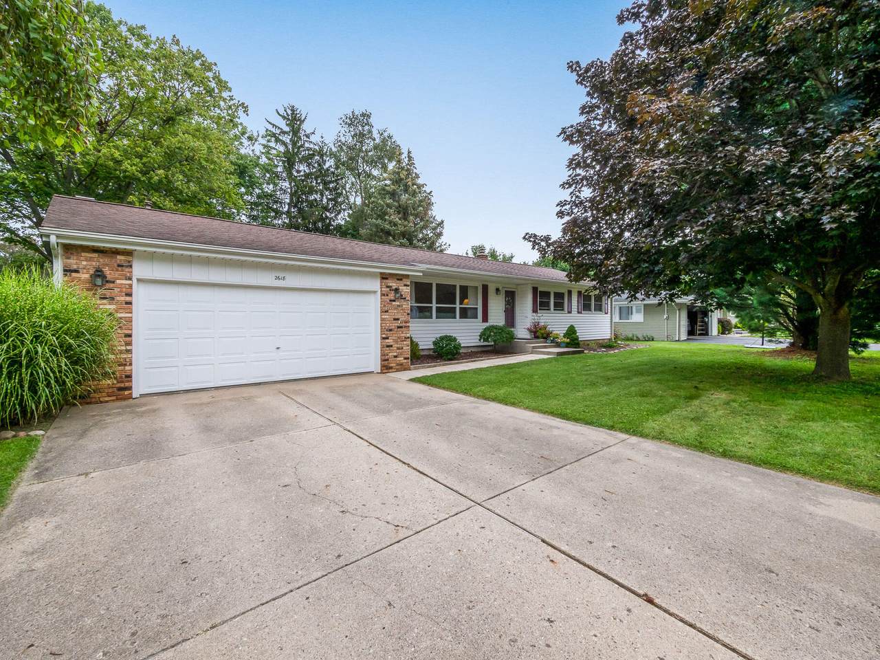 2618 Saint Anthony Street - Photo 1