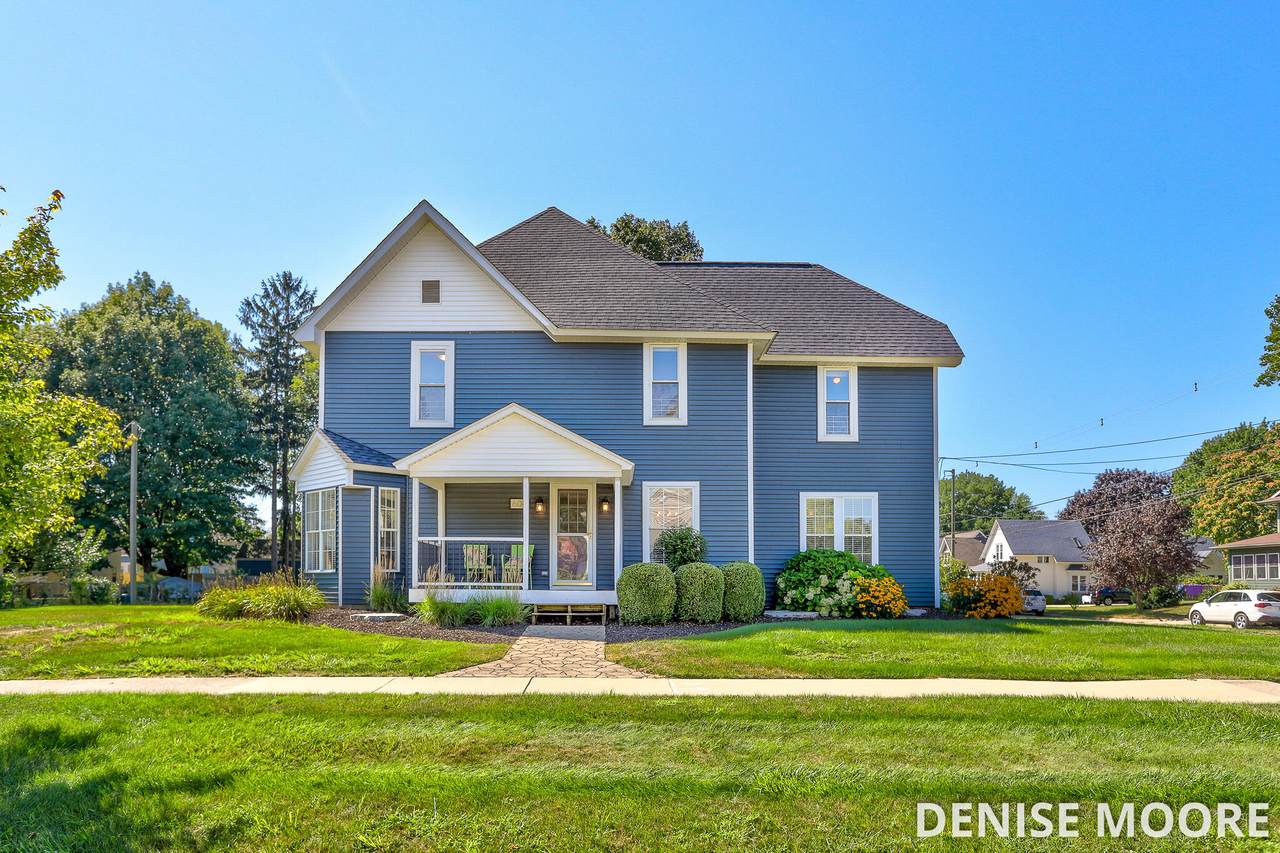 604 Indiana Avenue - Photo 1