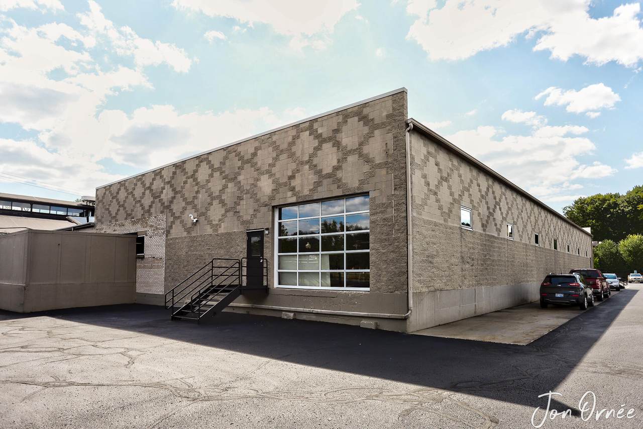 217 24th Street - Photo 1