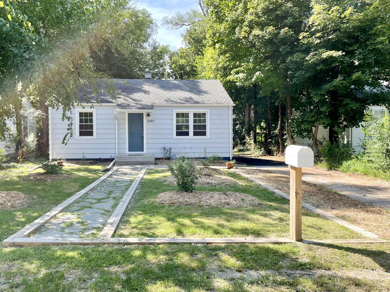 1340 Columbus Avenue - Photo 1