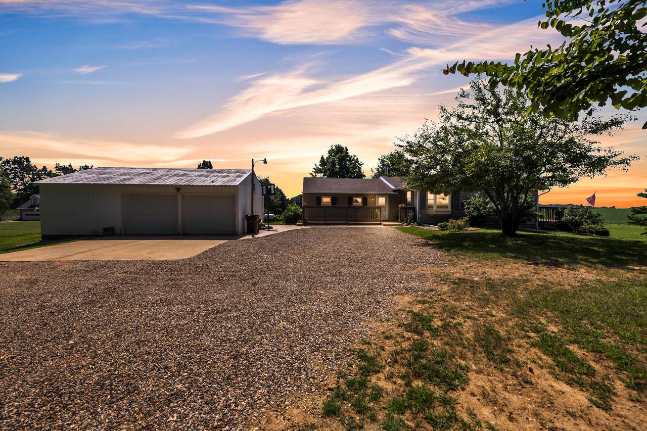 14245 Saxon Road - Photo 1