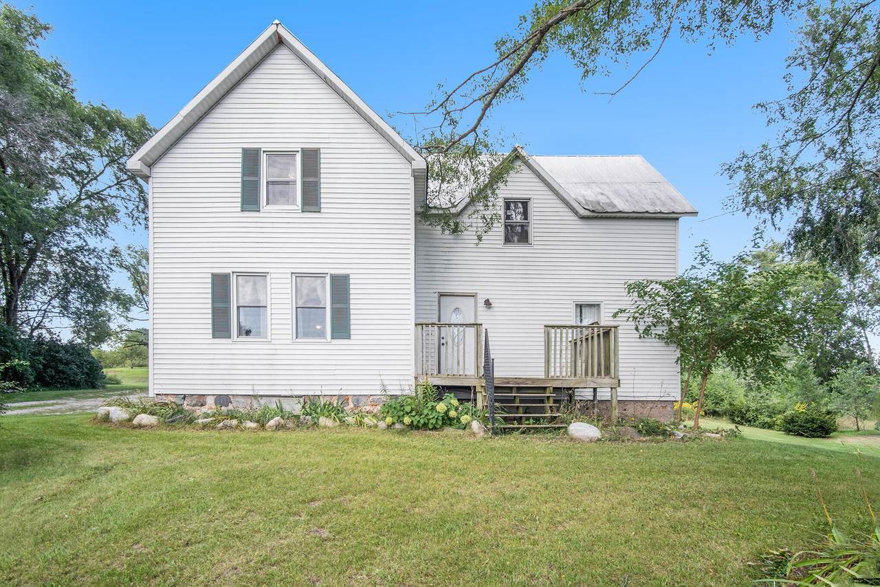 992 Polk Road - Photo 1
