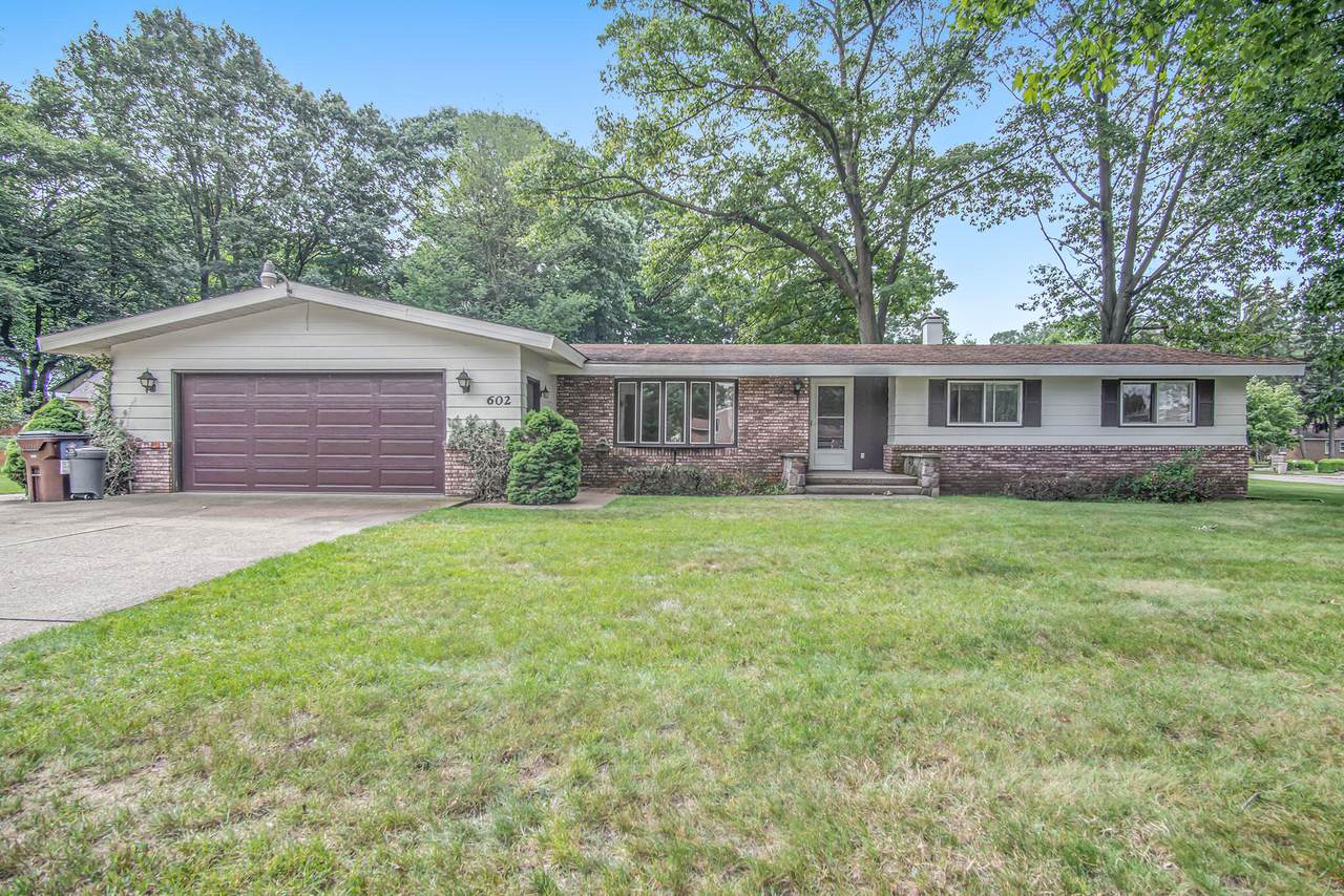 602 Lowell Street - Photo 1