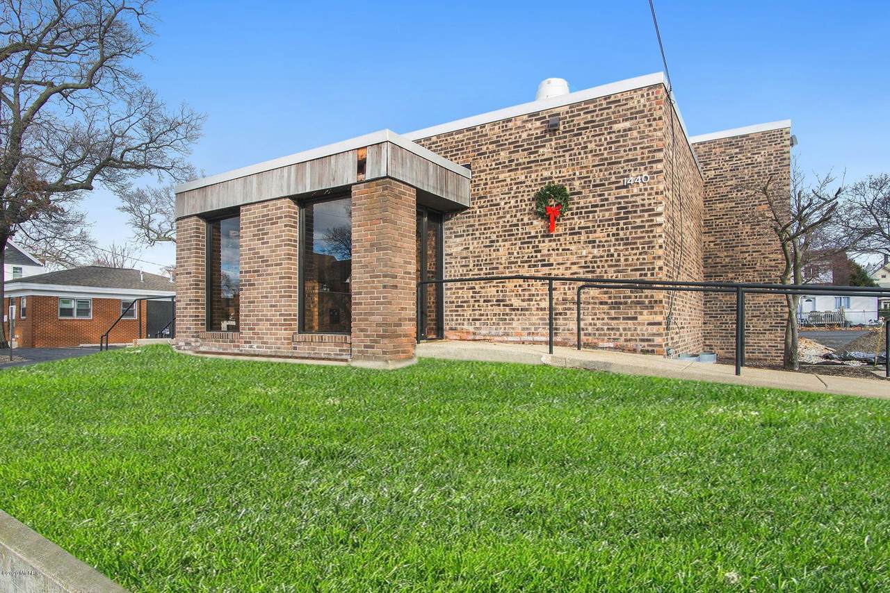 1440 Peck Street - Photo 1