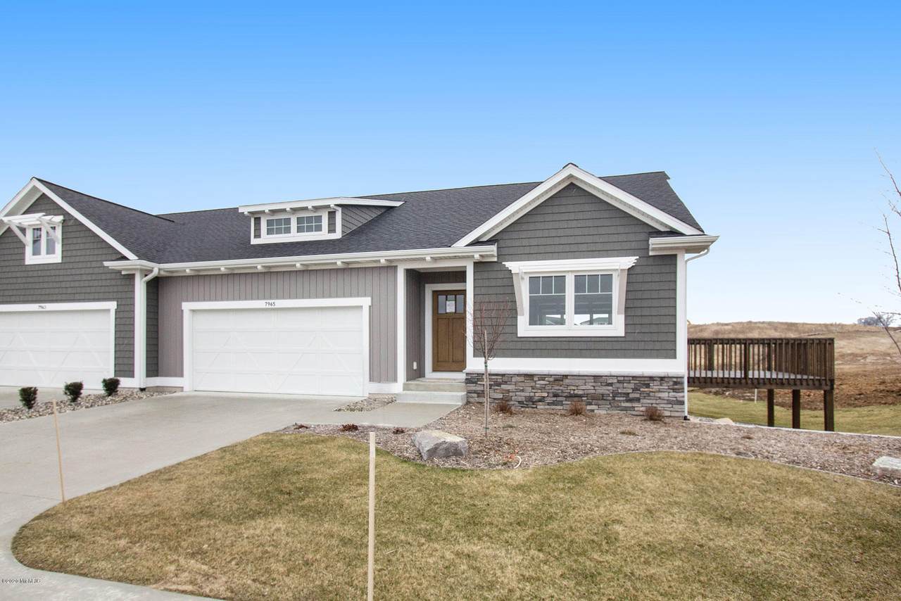 7975 Eagles Roost Trail - Photo 1