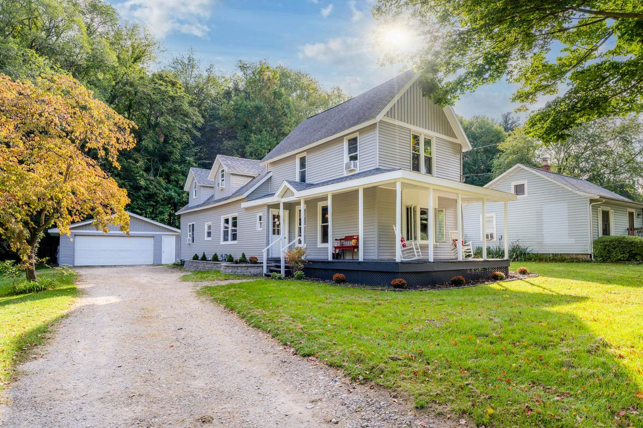 243 Walnut Street - Photo 1