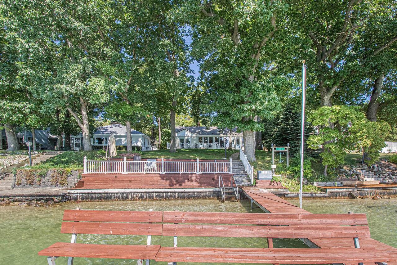456 Gull Lake Drive - Photo 1