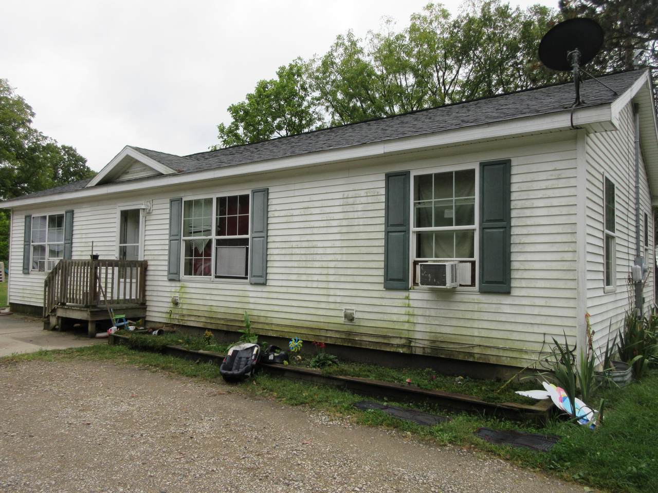 810 Nursery Street - Photo 1
