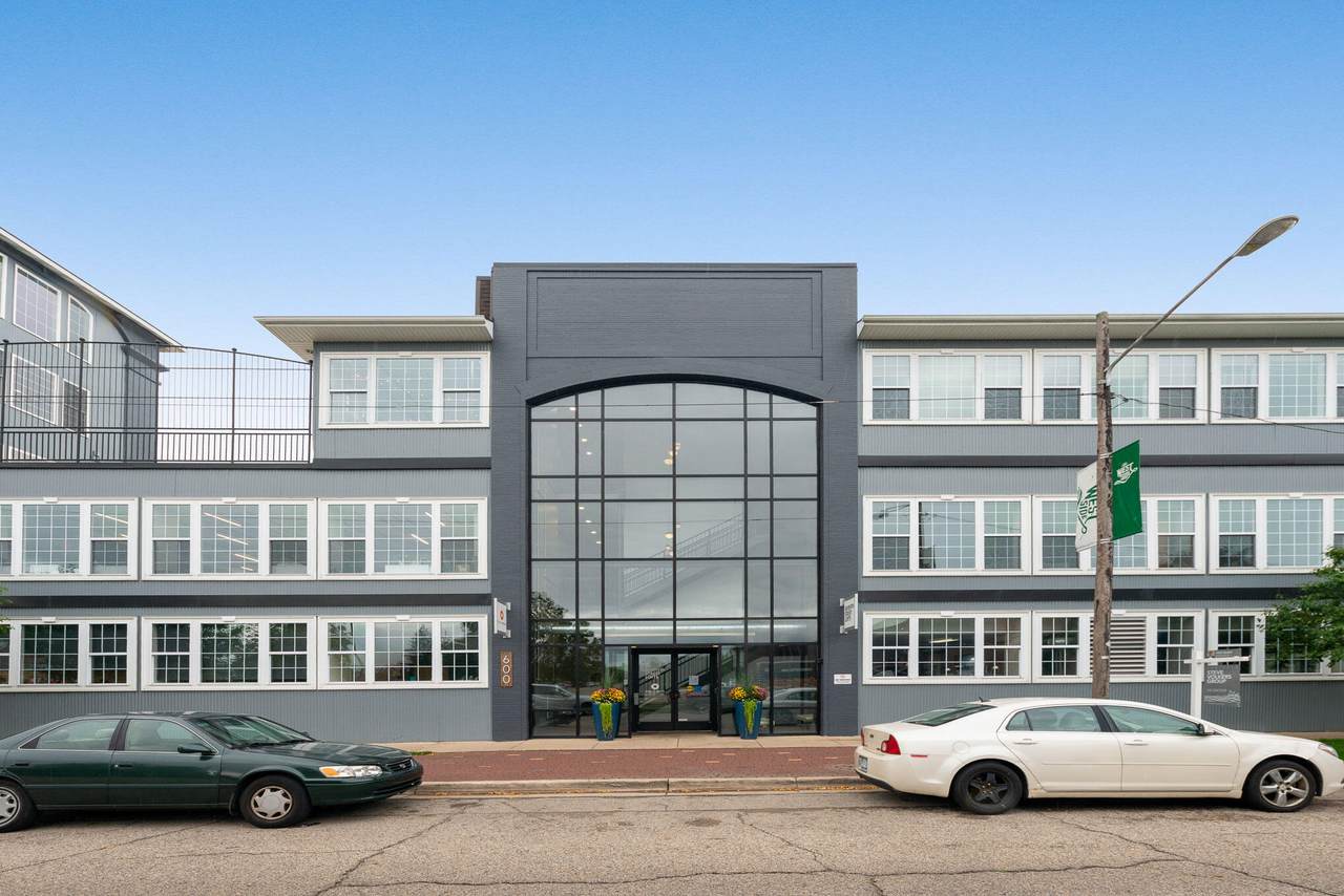 600 7th Street - Photo 1