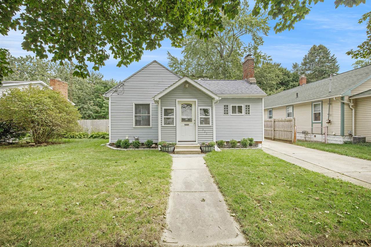 623 Orange Street - Photo 1