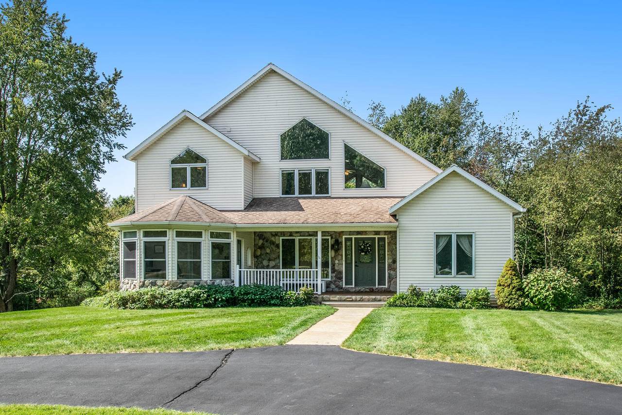 9488 Park Ridge Trail - Photo 1
