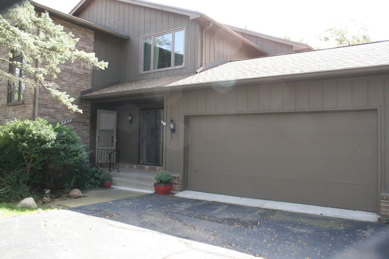 3652 Woodcliff Drive - Photo 1