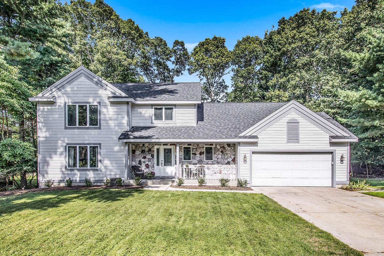 2124 Forest View Drive - Photo 1