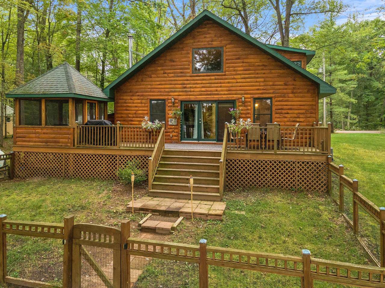 5564 Whalen Lake Dr - Photo 1