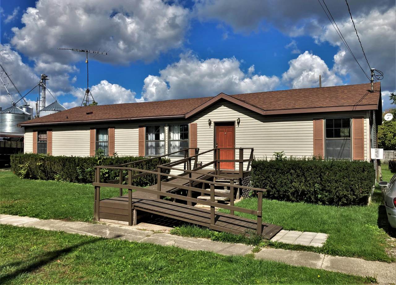 1005 Pearl Street - Photo 1