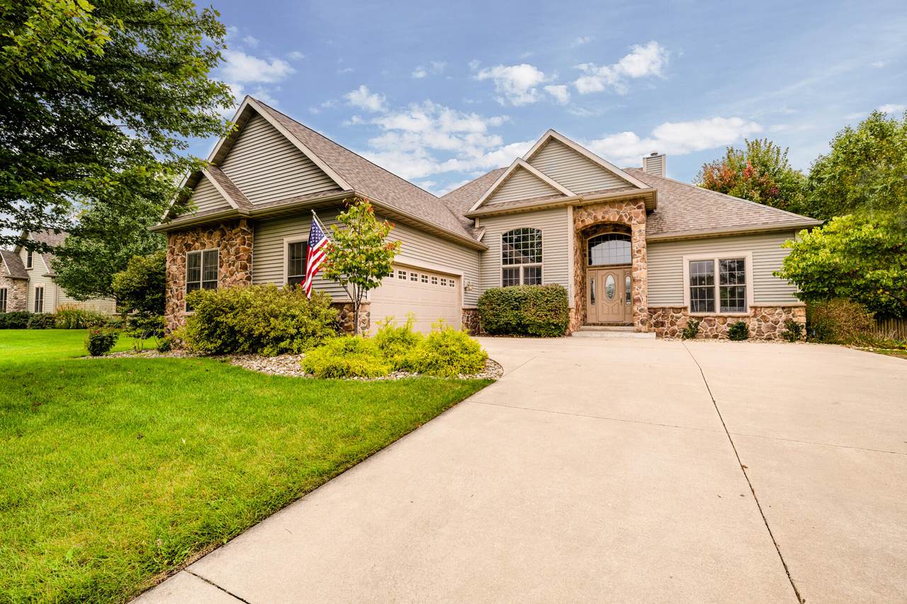 2125 Joni Lane - Photo 1