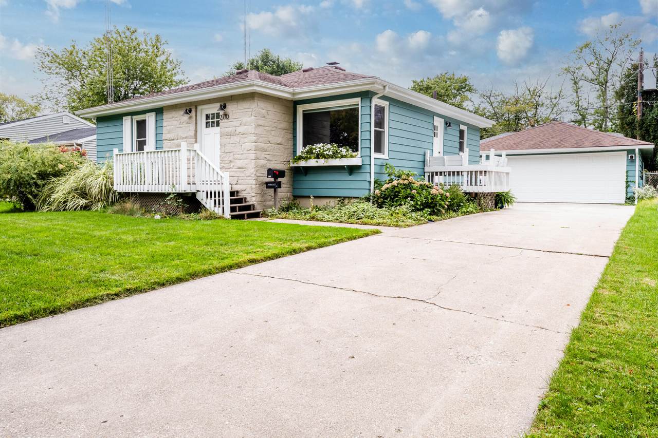 2710 Thayer Drive - Photo 1