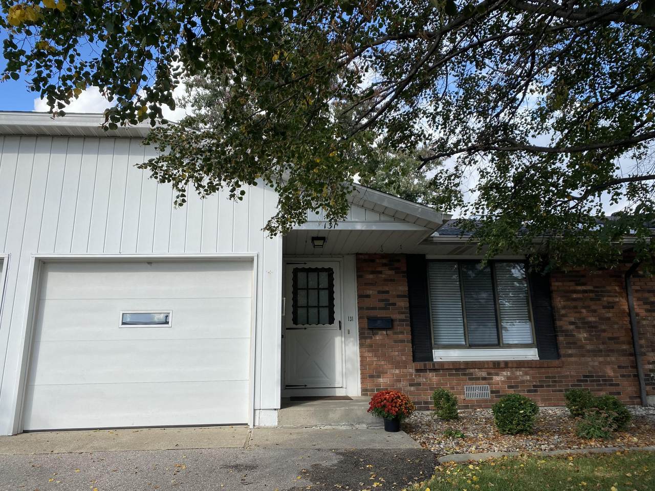 230 State Street - Photo 1