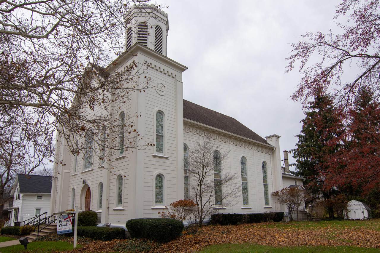 306 Courtland Street - Photo 1