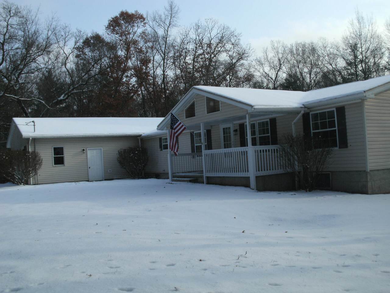 7308 76th Street - Photo 1