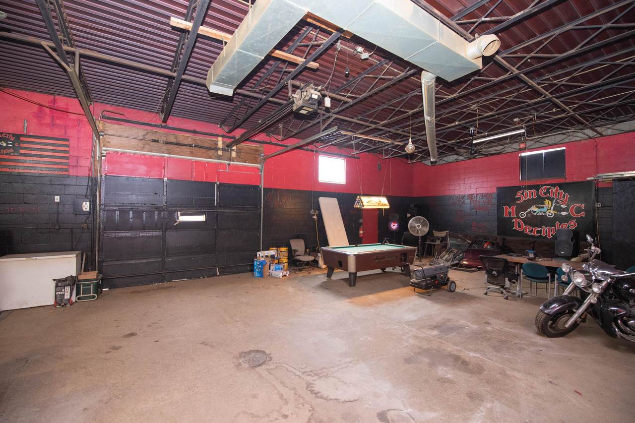 728 Walnut Street - Photo 1