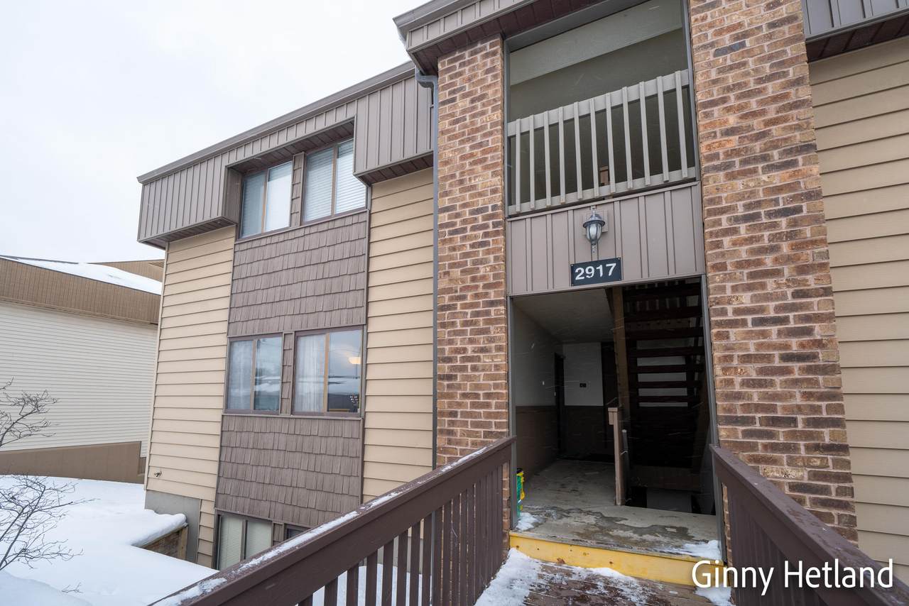 2917 Byron Center Avenue - Photo 1
