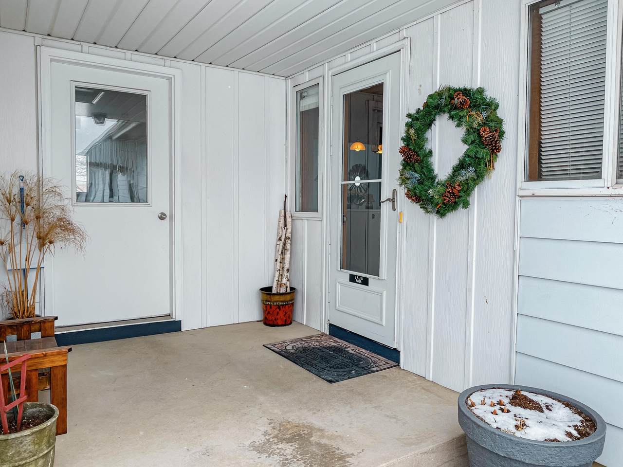 5888 Leisure S Drive - Photo 1