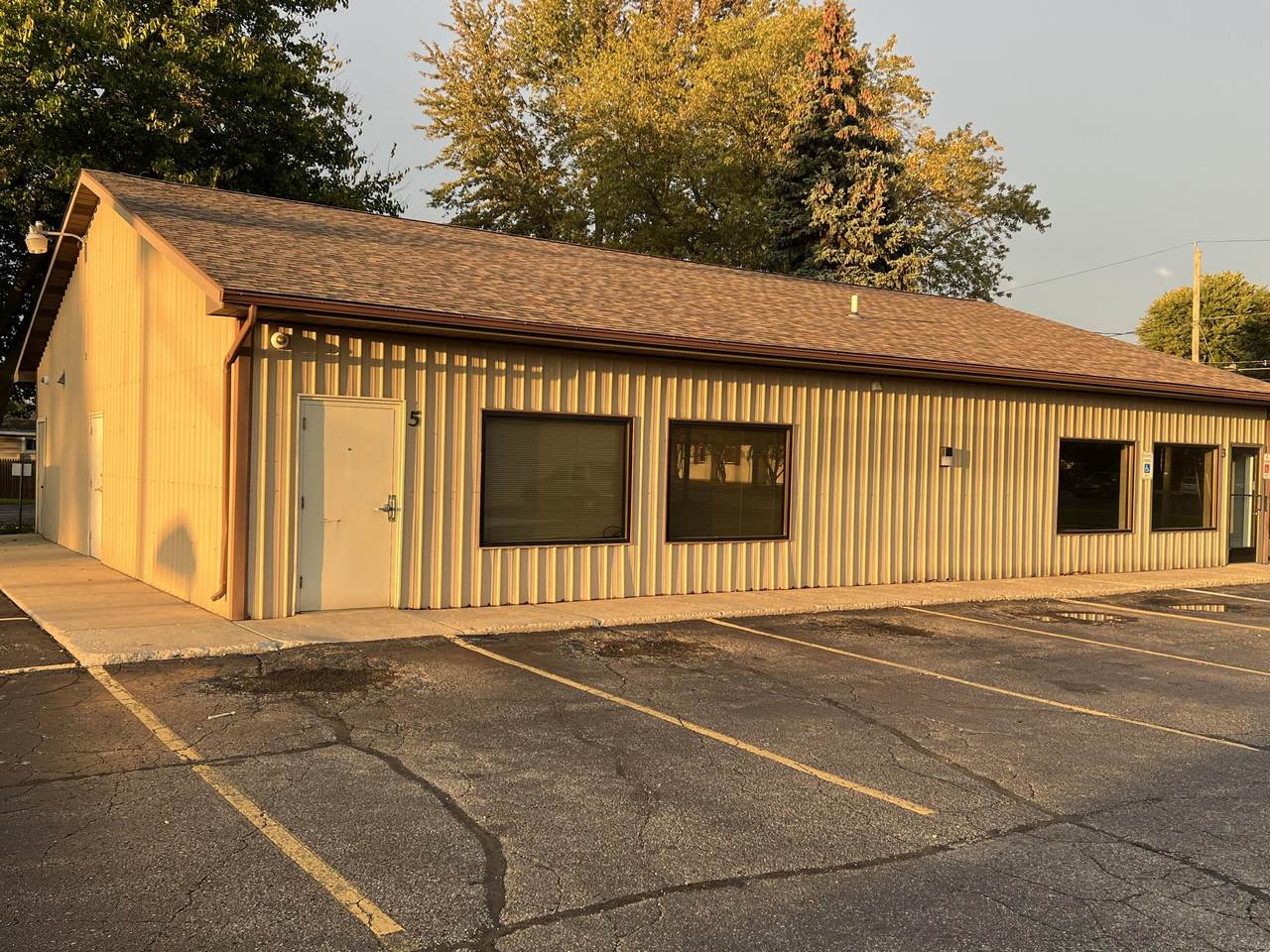 3 Vans Avenue - Photo 1