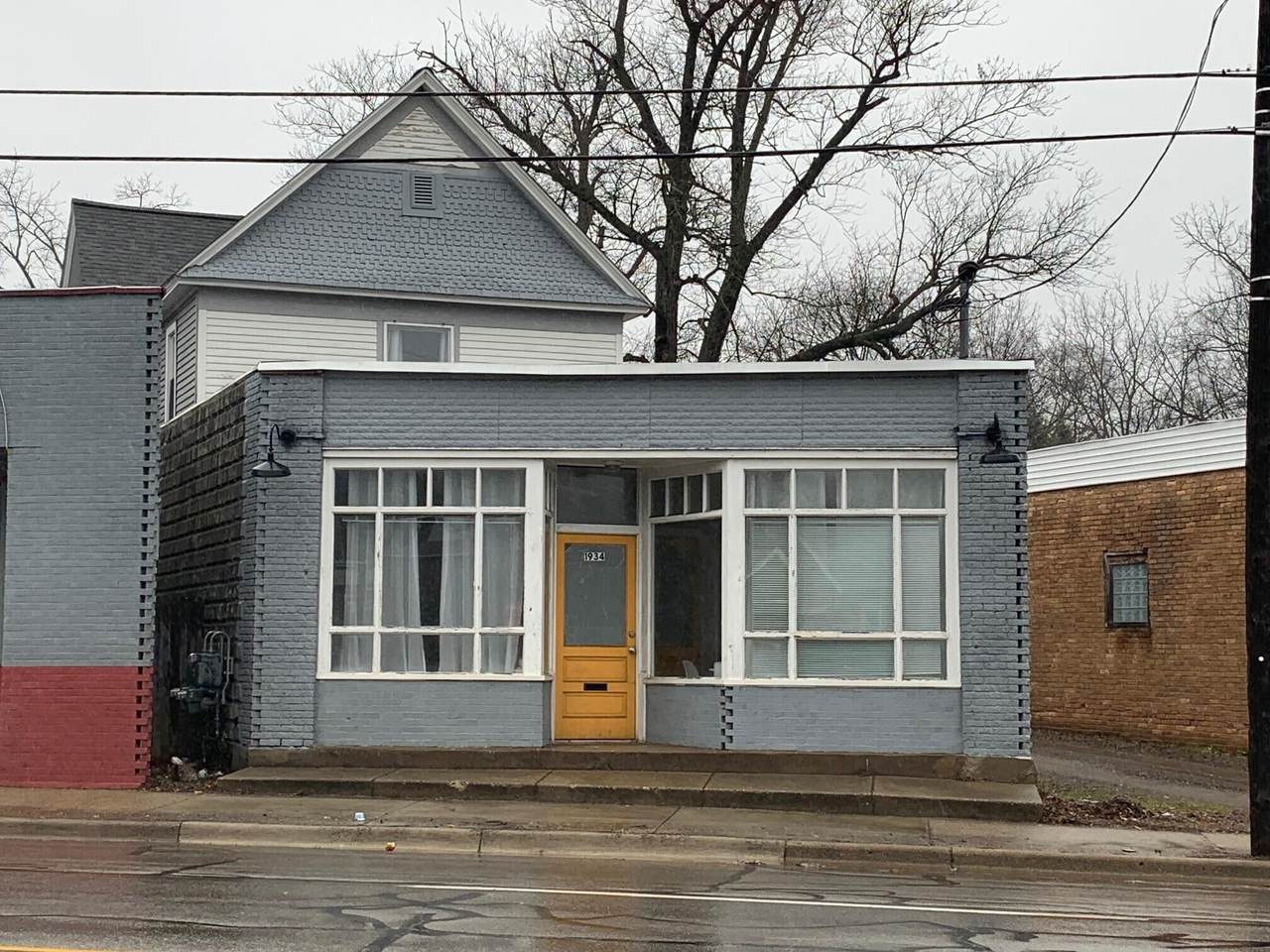 1936 Portage Street - Photo 1