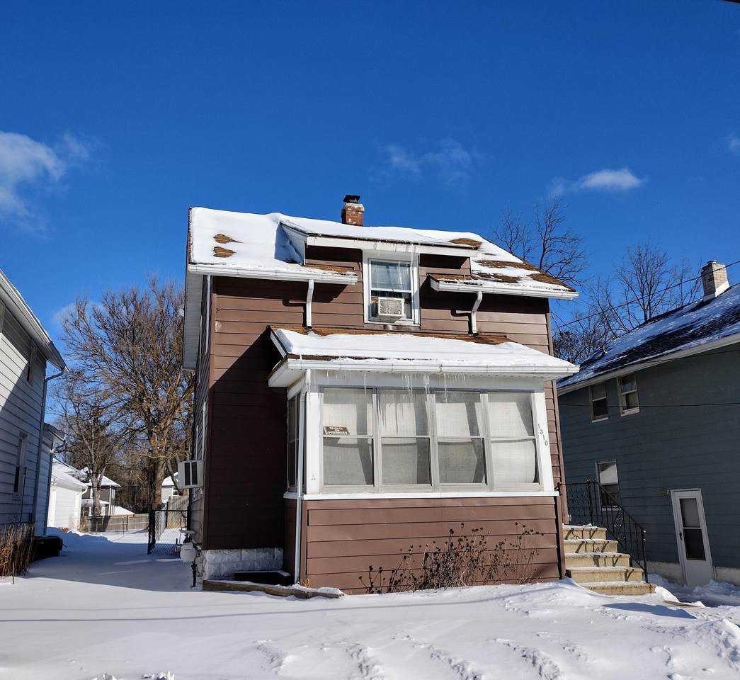 1310 Rhodes Street - Photo 1